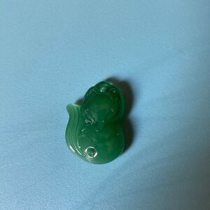 Carved Man Made Green Jade Fox Pendant Bead
